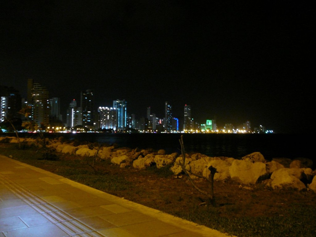 Reaching Bocagrande